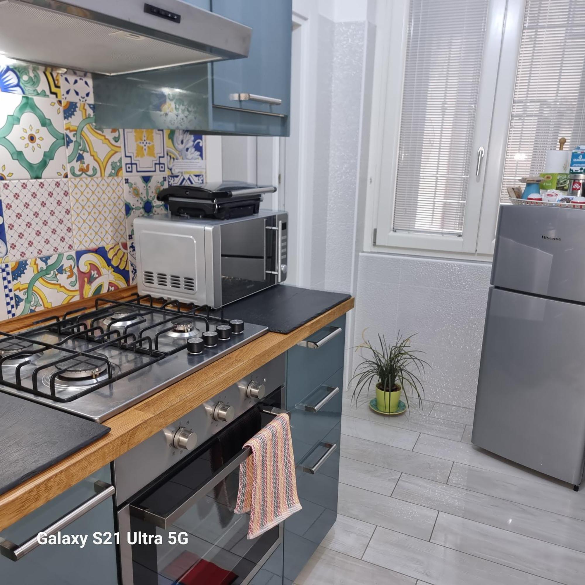 Al Teatro Verdi Luxury Apartment ساليرنو المظهر الخارجي الصورة
